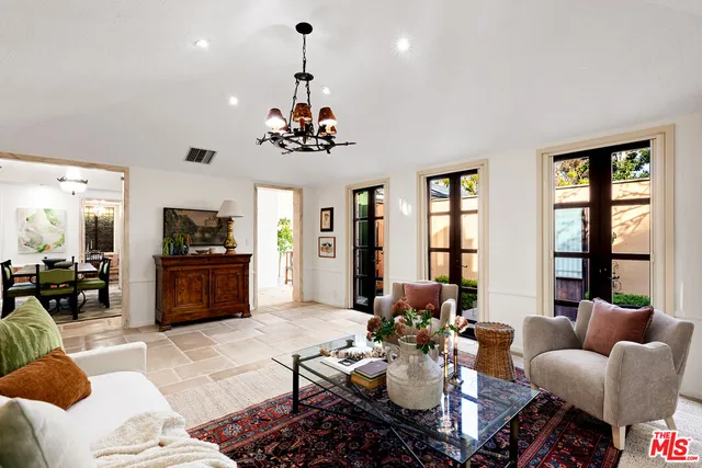 $2,895,000 | 4427 Arcola Avenue, Toluca Lake, CA 91602