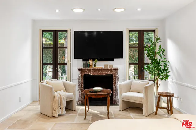 $2,895,000 | 4427 Arcola Avenue, Toluca Lake, CA 91602