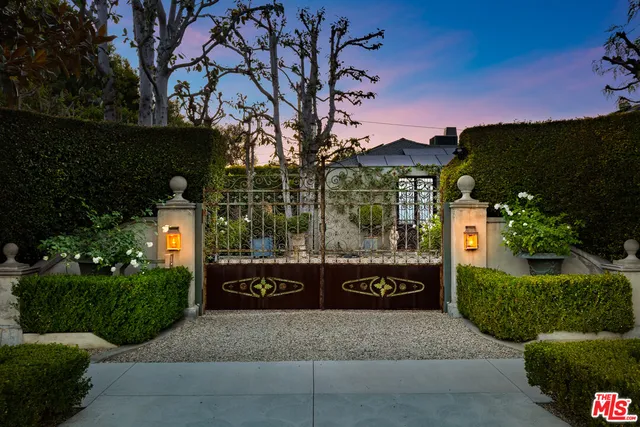 $2,895,000 | 4427 Arcola Avenue, Toluca Lake, CA 91602