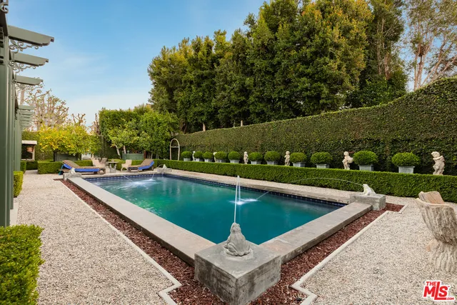 $2,895,000 | 4427 Arcola Avenue, Toluca Lake, CA 91602
