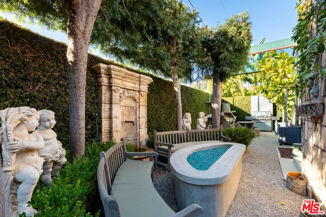 $2,895,000 | 4427 Arcola Avenue, Toluca Lake, CA 91602