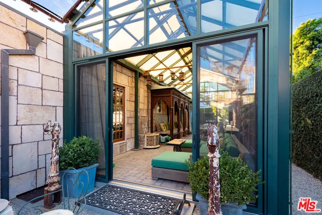 $2,895,000 | 4427 Arcola Avenue, Toluca Lake, CA 91602