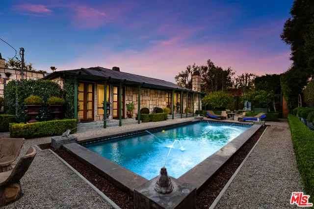 $2,895,000 | 4427 Arcola Avenue, Toluca Lake, CA 91602