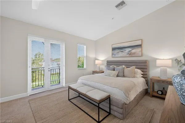 $2,725,000 | 552 11th Avenue South, Unit 4, Naples, FL 34102