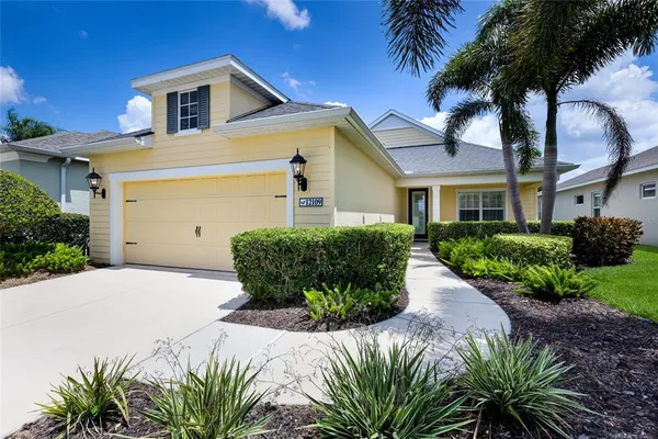 $575,000 | 12109 Whisper Lake Drive, Bradenton, FL 34211