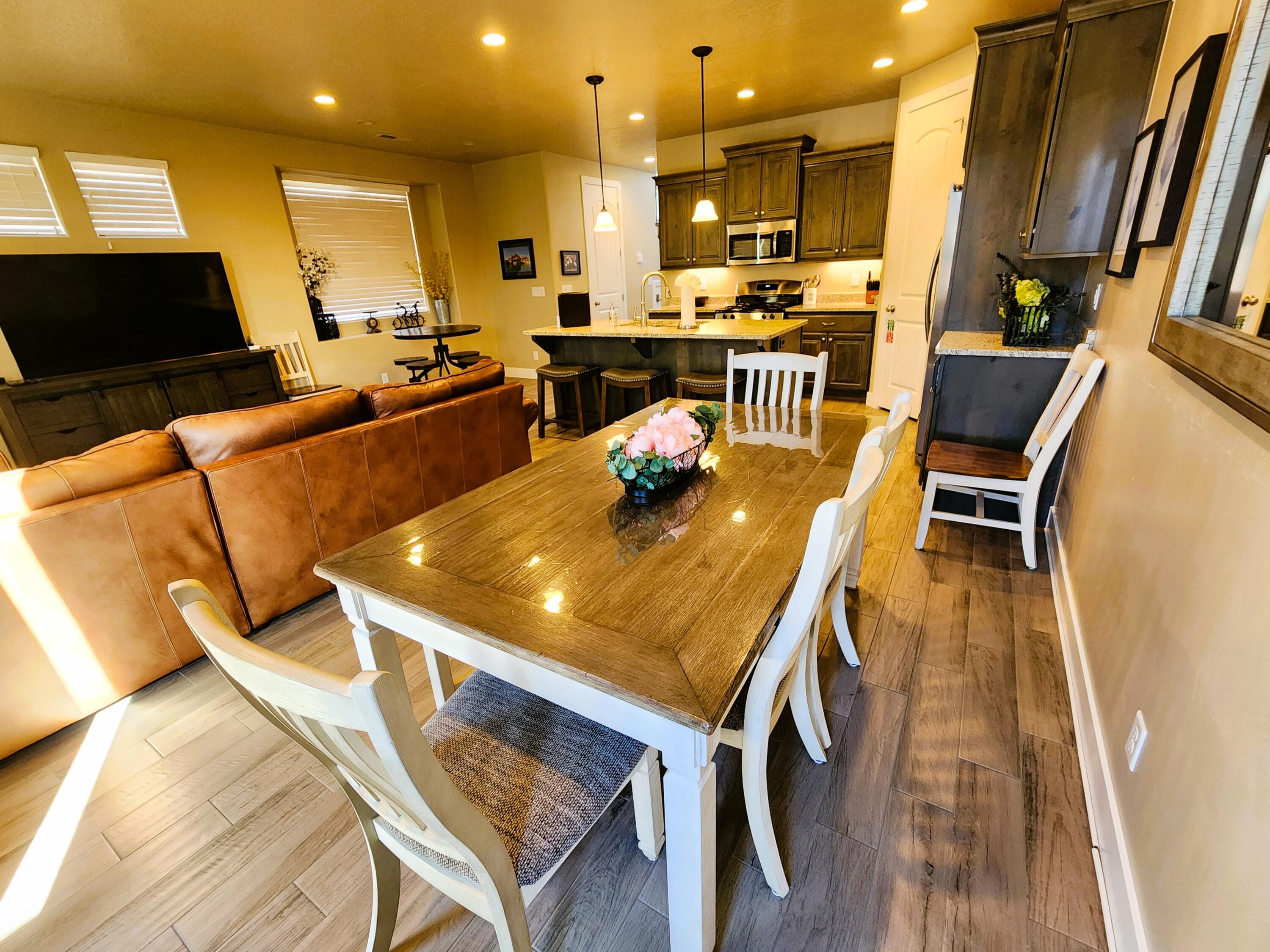 4967 Escapes Drive St. George, UT 84770 - Photo 19 of 47 Dining