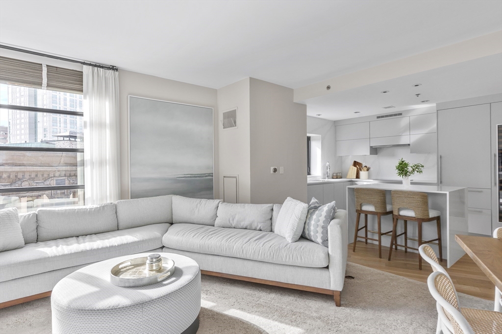 580 Washington Street, Unit 1002 Boston, MA 02111 - Photo 7 of 30