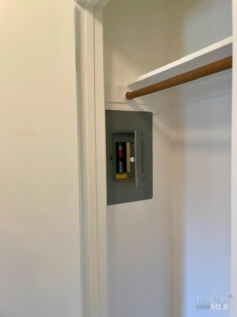 14 Scottsdale Way Novato, CA 94947 - Photo 29 of 34 a view of a door