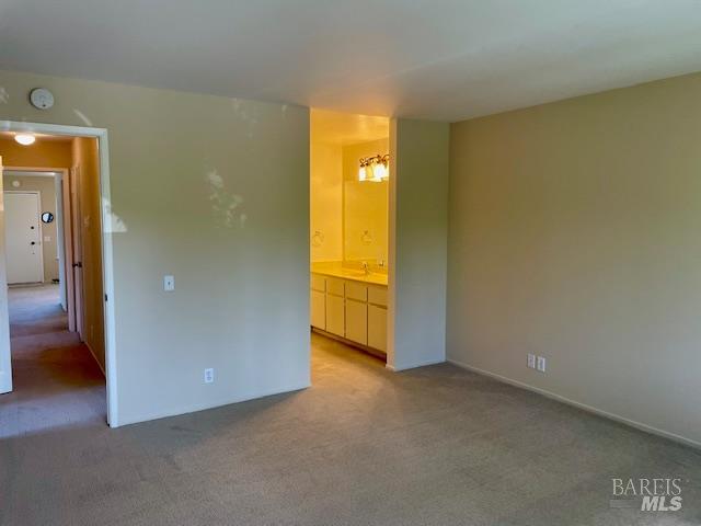 14 Scottsdale Way Novato, CA 94947 - Photo 30 of 34 an empty room with a window