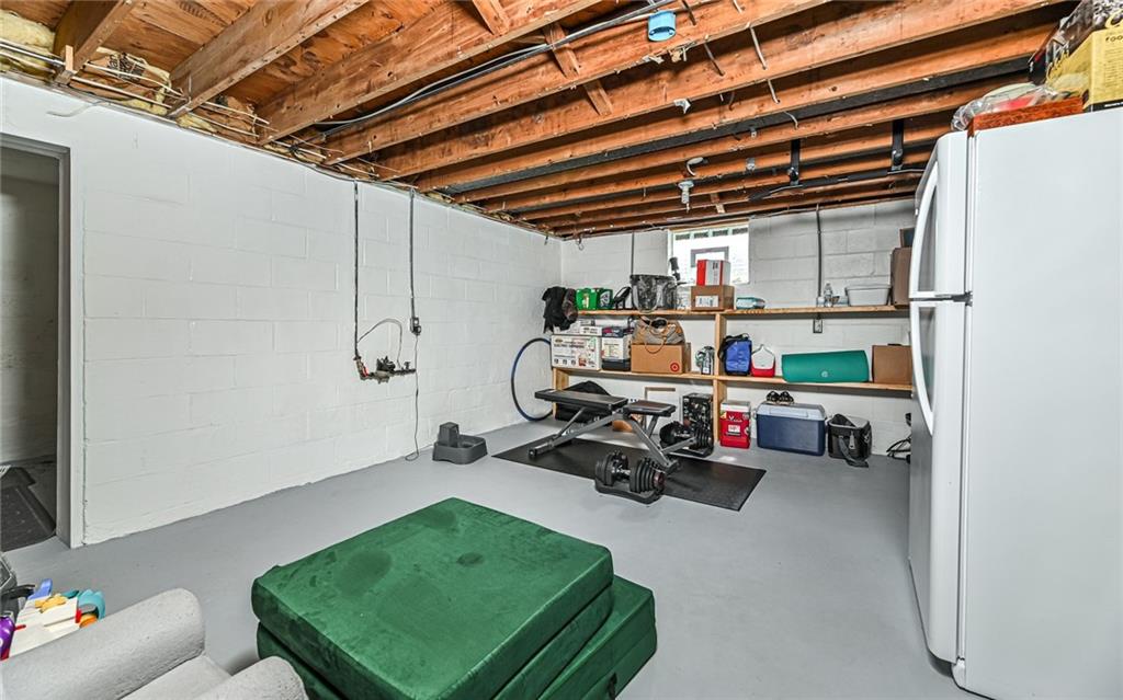 112 Williams Road Butler, PA 16001 - Photo 26 of 31 Gallery Image 26