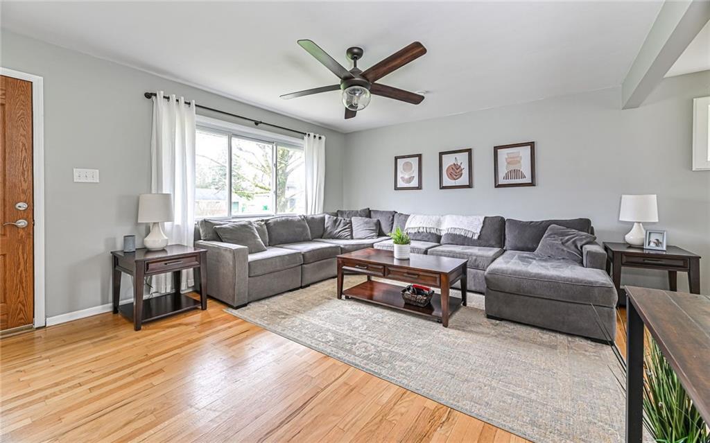 112 Williams Road Butler, PA 16001 - Photo 4 of 31 Gallery Image 4