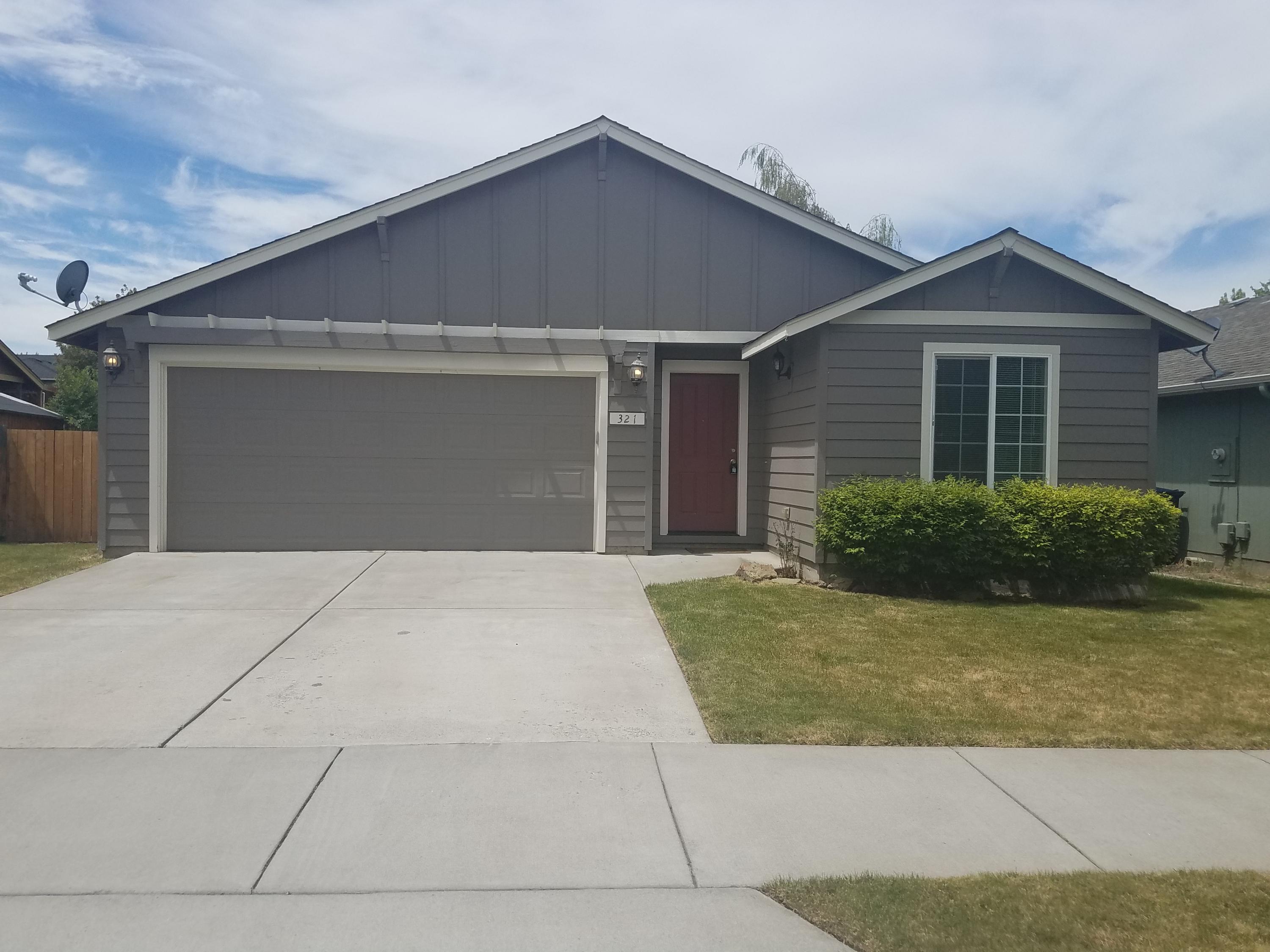 321 Southwest 29th Street Redmond, OR 97756 - Photo 1 of 18 Inviting entry