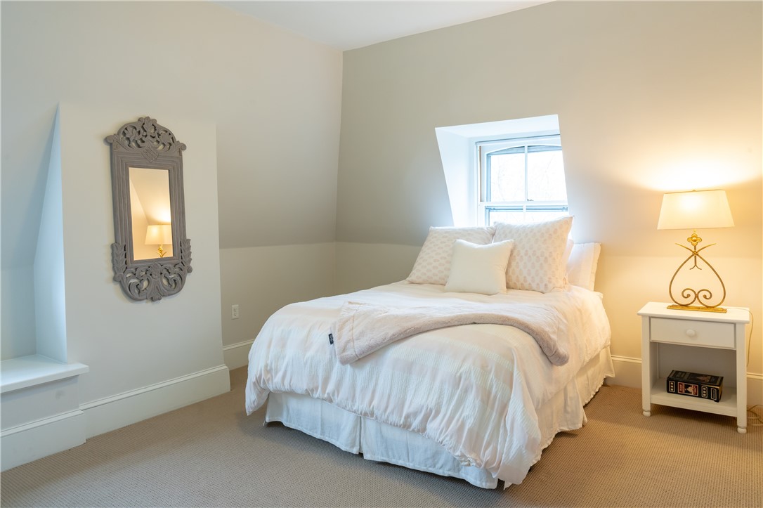 15 Berkeley Avenue Newport, RI 02840 - Photo 30 of 45