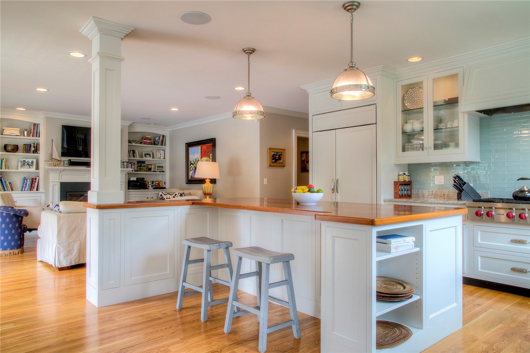 15 Berkeley Avenue Newport, RI 02840 - Photo 9 of 45