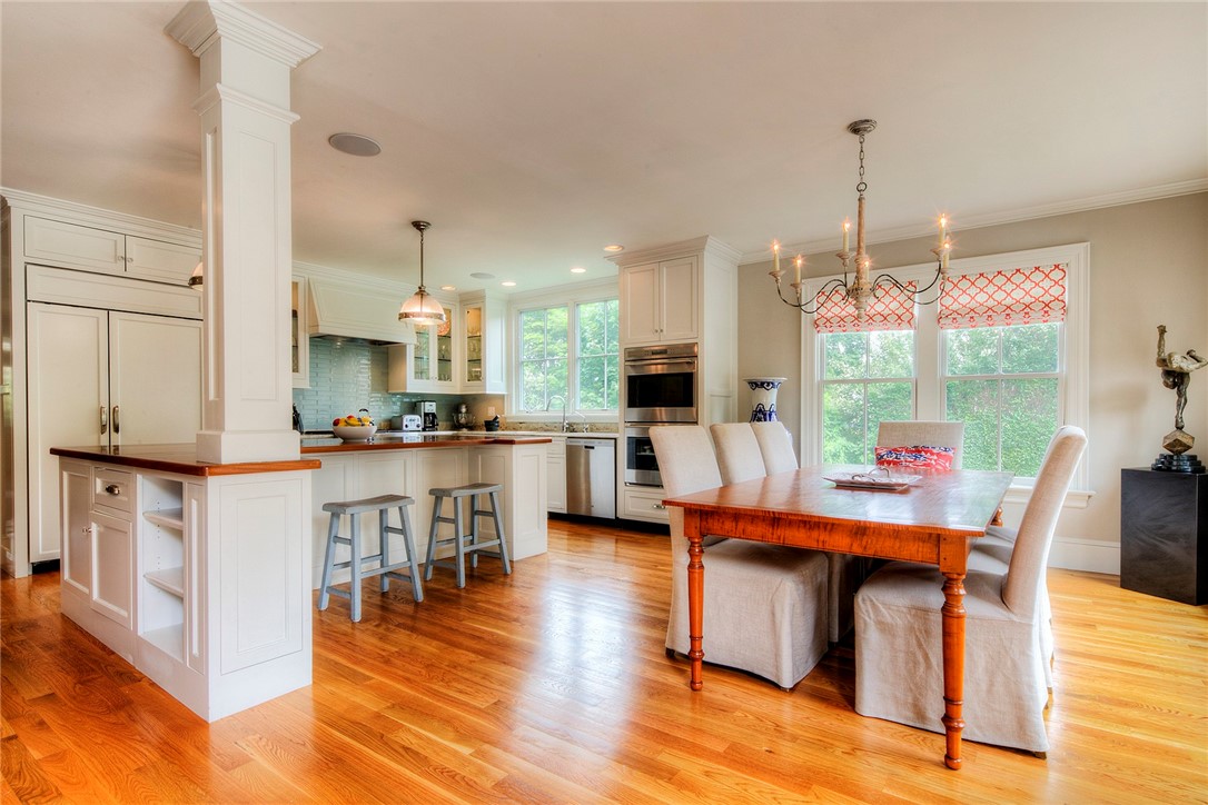 15 Berkeley Avenue Newport, RI 02840 - Photo 10 of 45