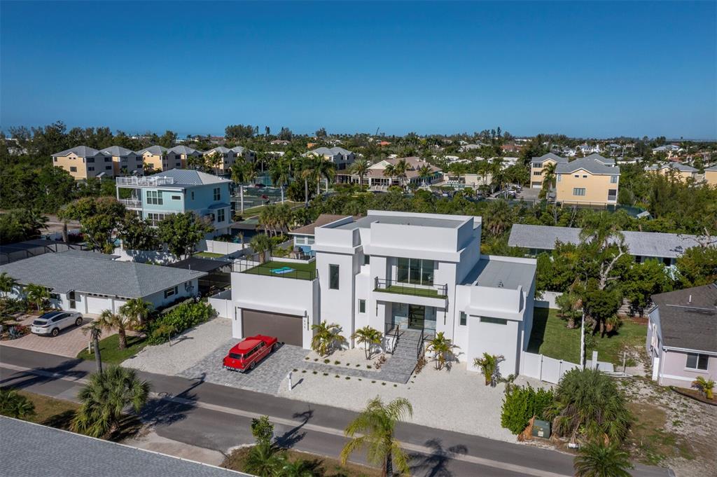 635 Jungle Queen Way Longboat Key, FL 34228 - Photo 54 of 55 an aerial view of multiple house