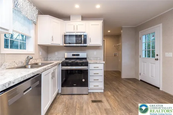 $149,900 | 465 Royal Manor Road, Unit LOT 2, Easton, PA 18042