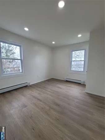 $3,100 | 15 Van Courtland Place, Kearny, NJ 07032