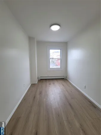 $3,100 | 15 Van Courtland Place, Kearny, NJ 07032