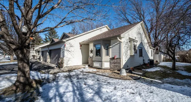 $279,900 | 133 Hickory Court, Farmington, MN 55024