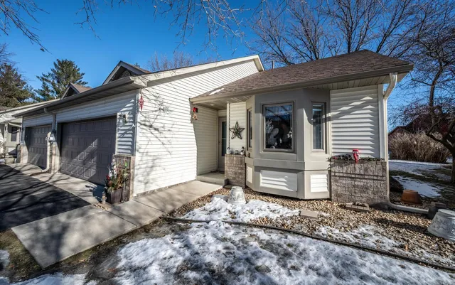 $279,900 | 133 Hickory Court, Farmington, MN 55024