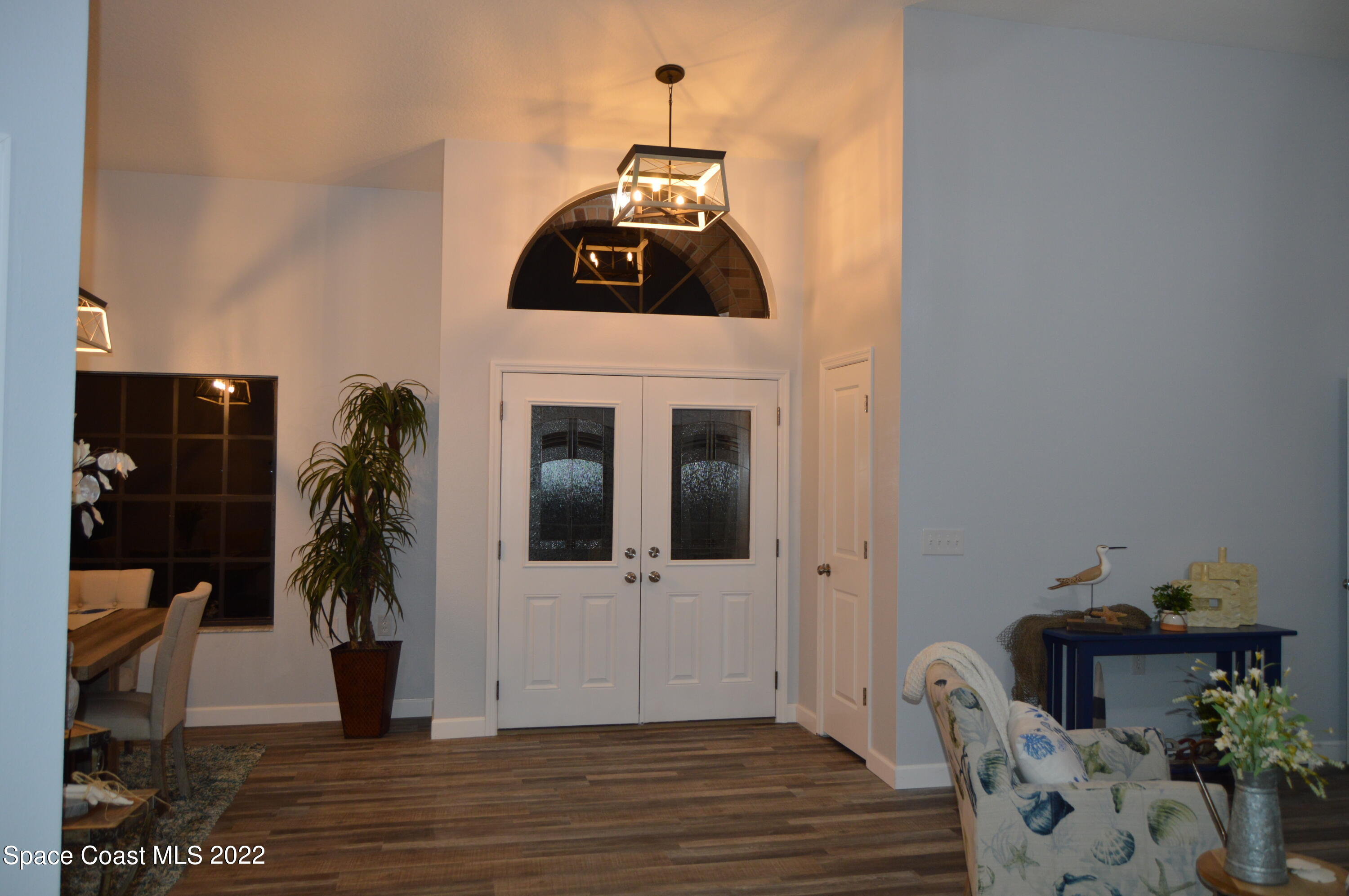3460 Carter Road Mims, FL 32754 - Photo 2 of 32 a living room with furniture and a potted plant