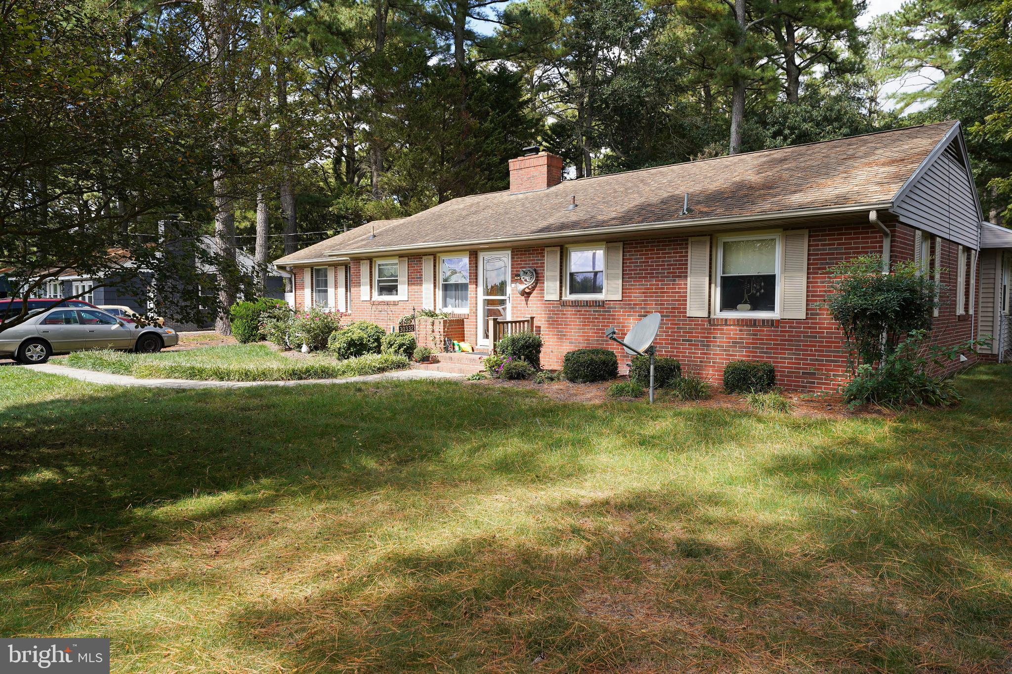 30332 Dagsboro Road Salisbury, MD 21804 - Photo 2 of 53 a front view of a house with garden