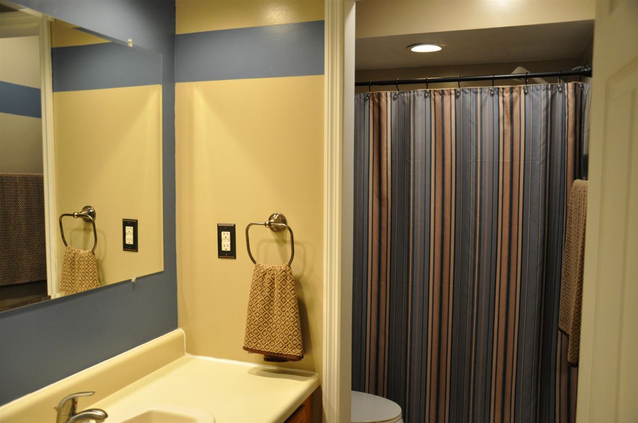7925 Spry Road Evansville, IN 47715 - Photo 8 of 22 Gallery Image 8