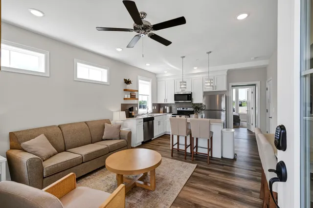 $2,700 | 212 Great Lp Drive, Unit 1A, Ottawa, IL 61350