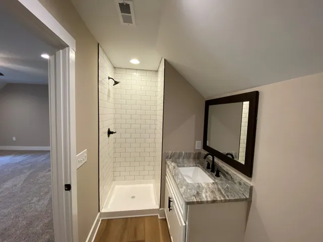 a view of an empty walk in closet