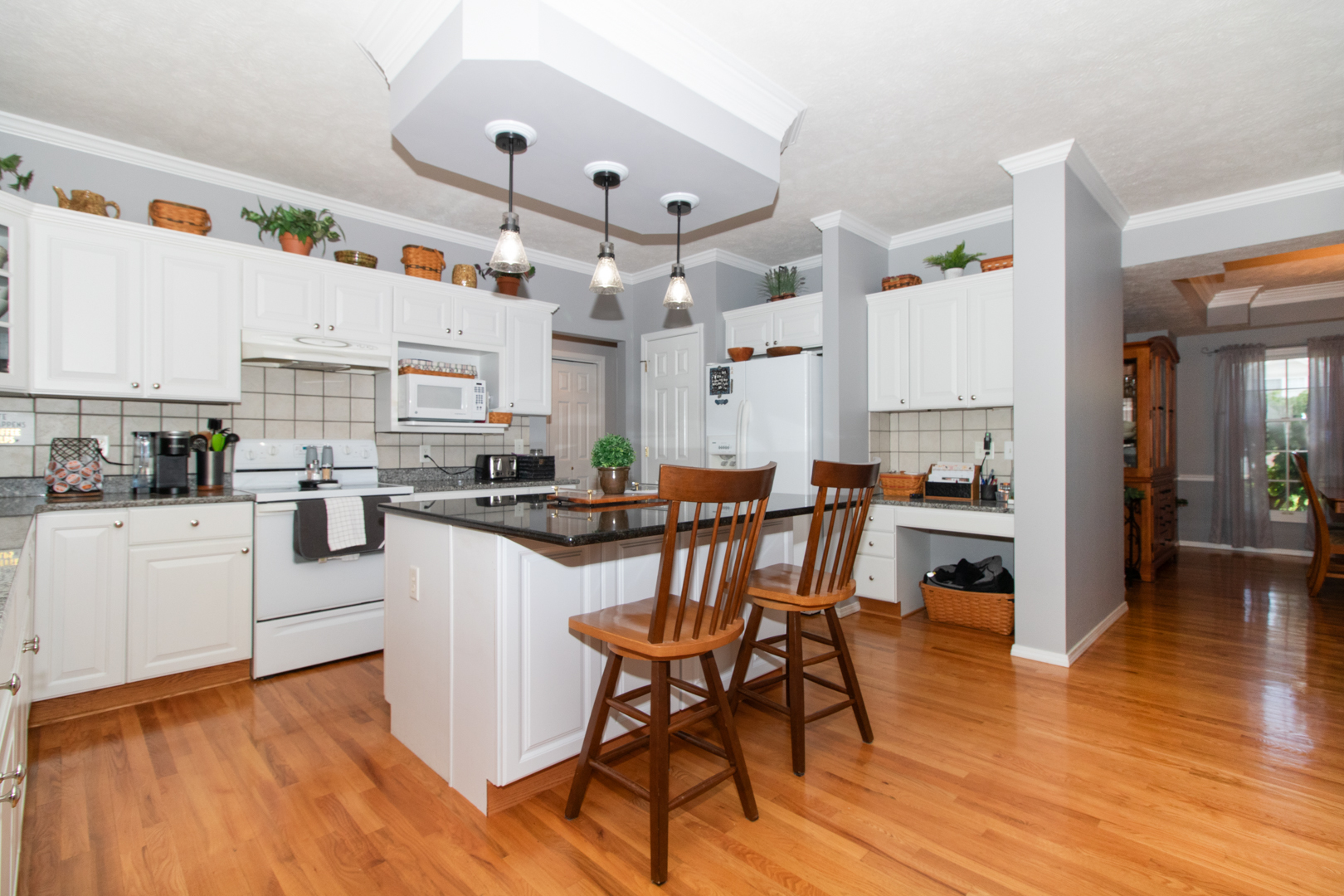 5 Tangle Oaks Road Bloomington, IL 61705 - Photo 6 of 55 Gallery Image 6