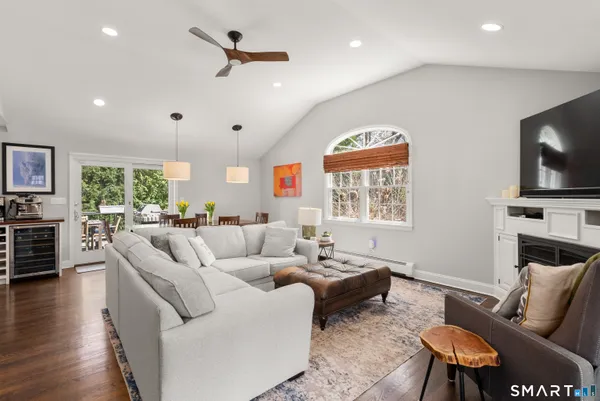 $819,000 | 70 Allen Road, Fairfield, CT 06824