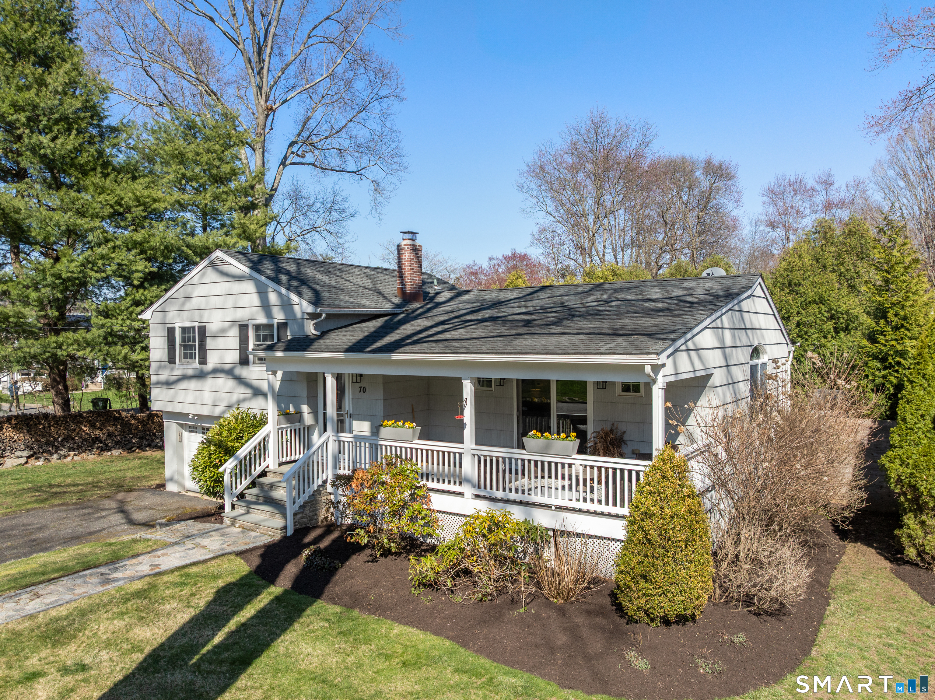 70 Allen Road Fairfield, CT 06824 - Photo 2 of 36