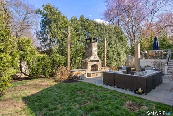 $819,000 | 70 Allen Road, Fairfield, CT 06824