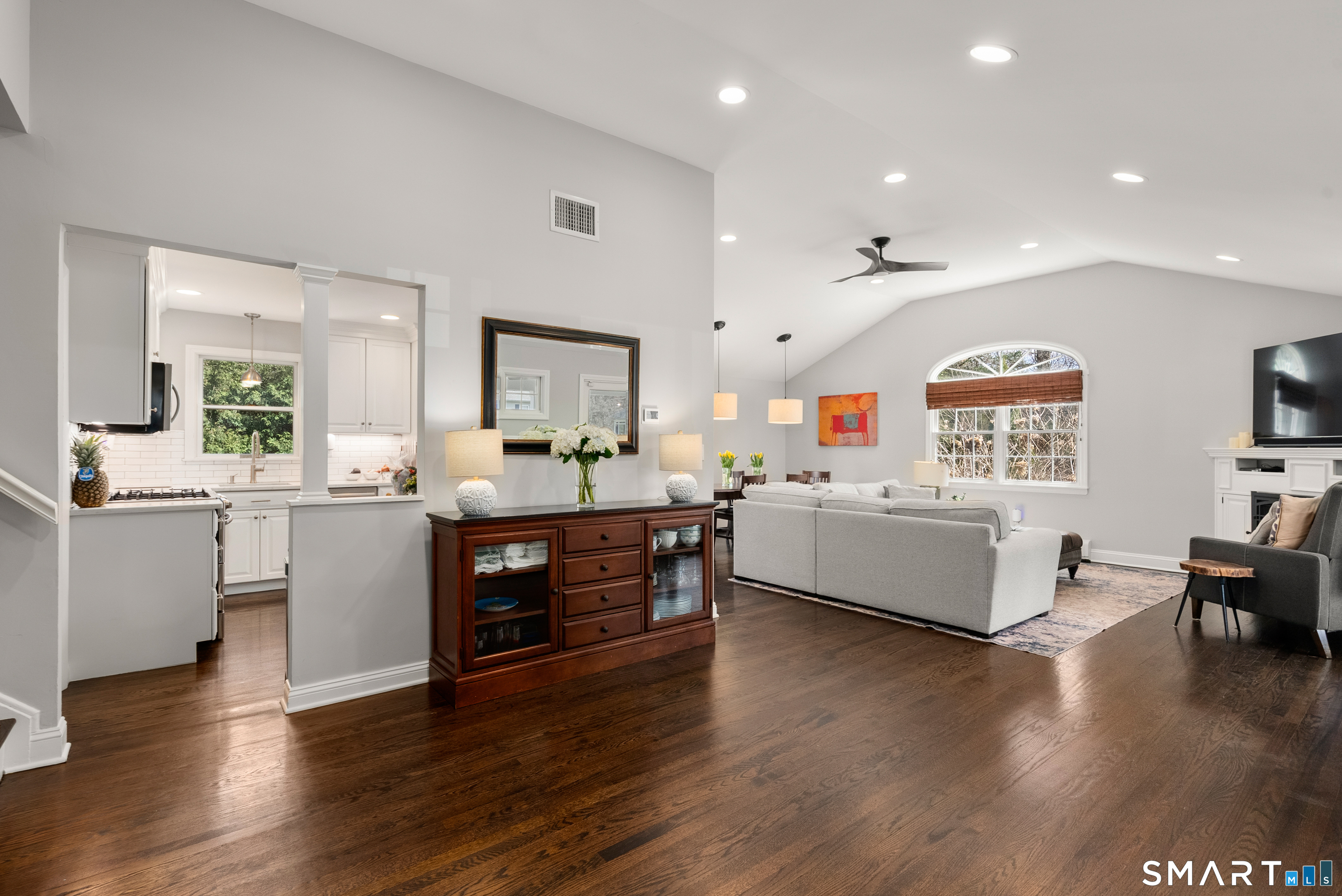 70 Allen Road Fairfield, CT 06824 - Photo 10 of 38