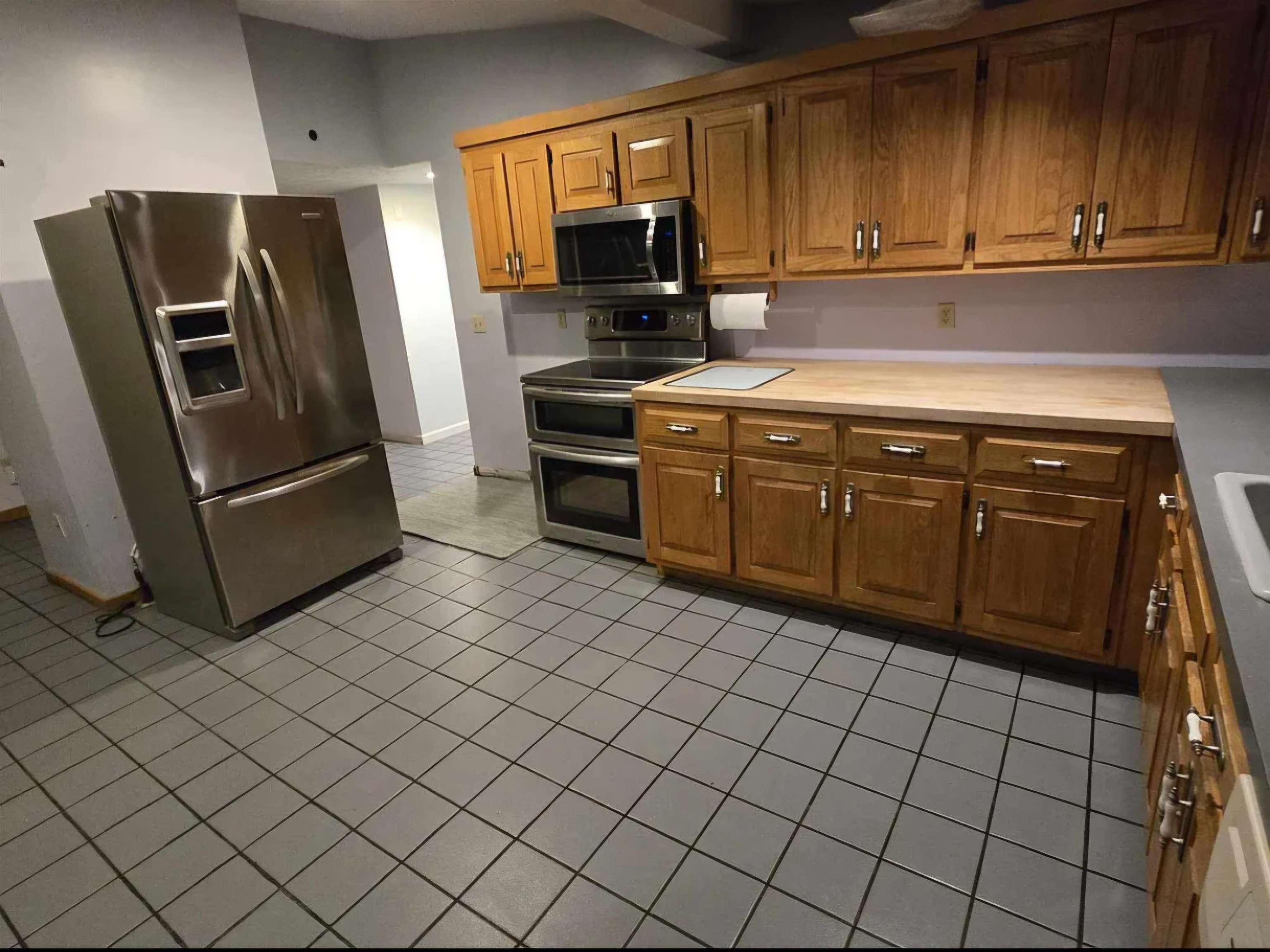 8 Main Street Atkinson, NH 03811 - Photo 11 of 31