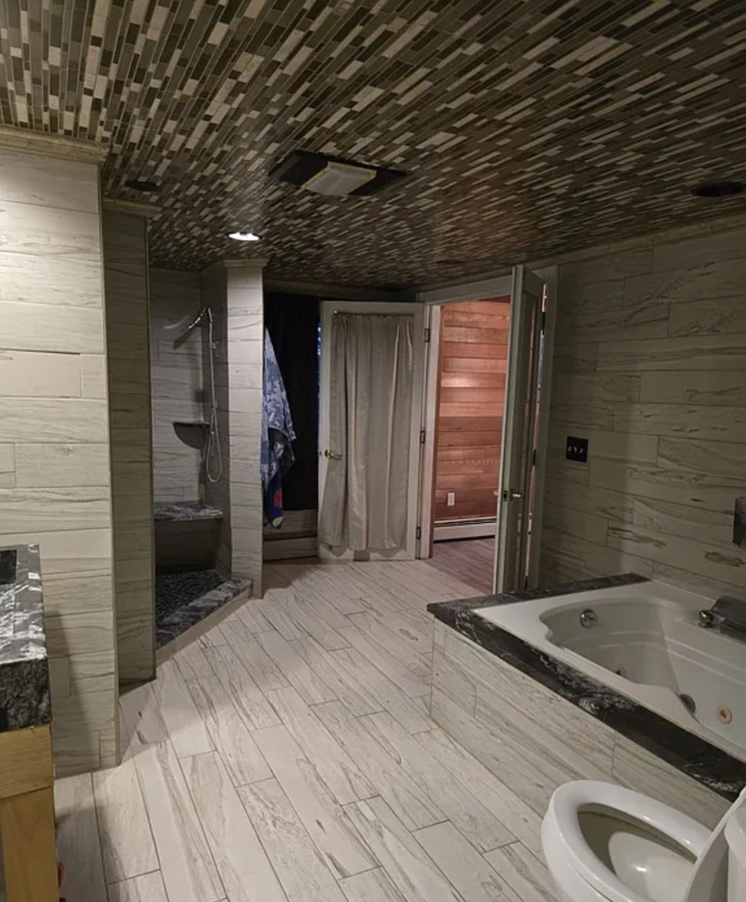 8 Main Street Atkinson, NH 03811 - Photo 18 of 31