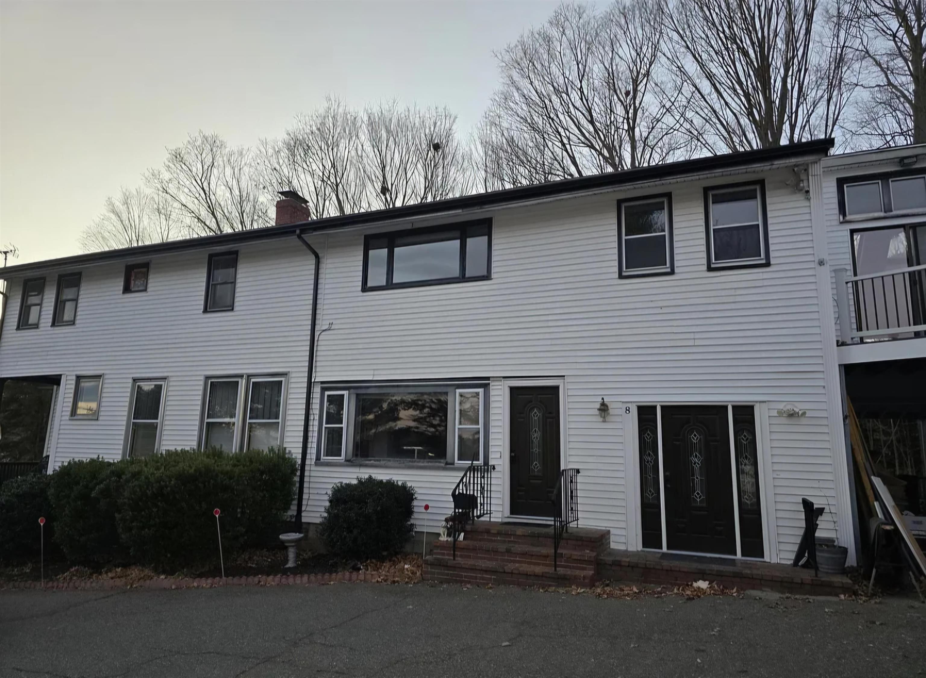 8 Main Street Atkinson, NH 03811 - Photo 2 of 31