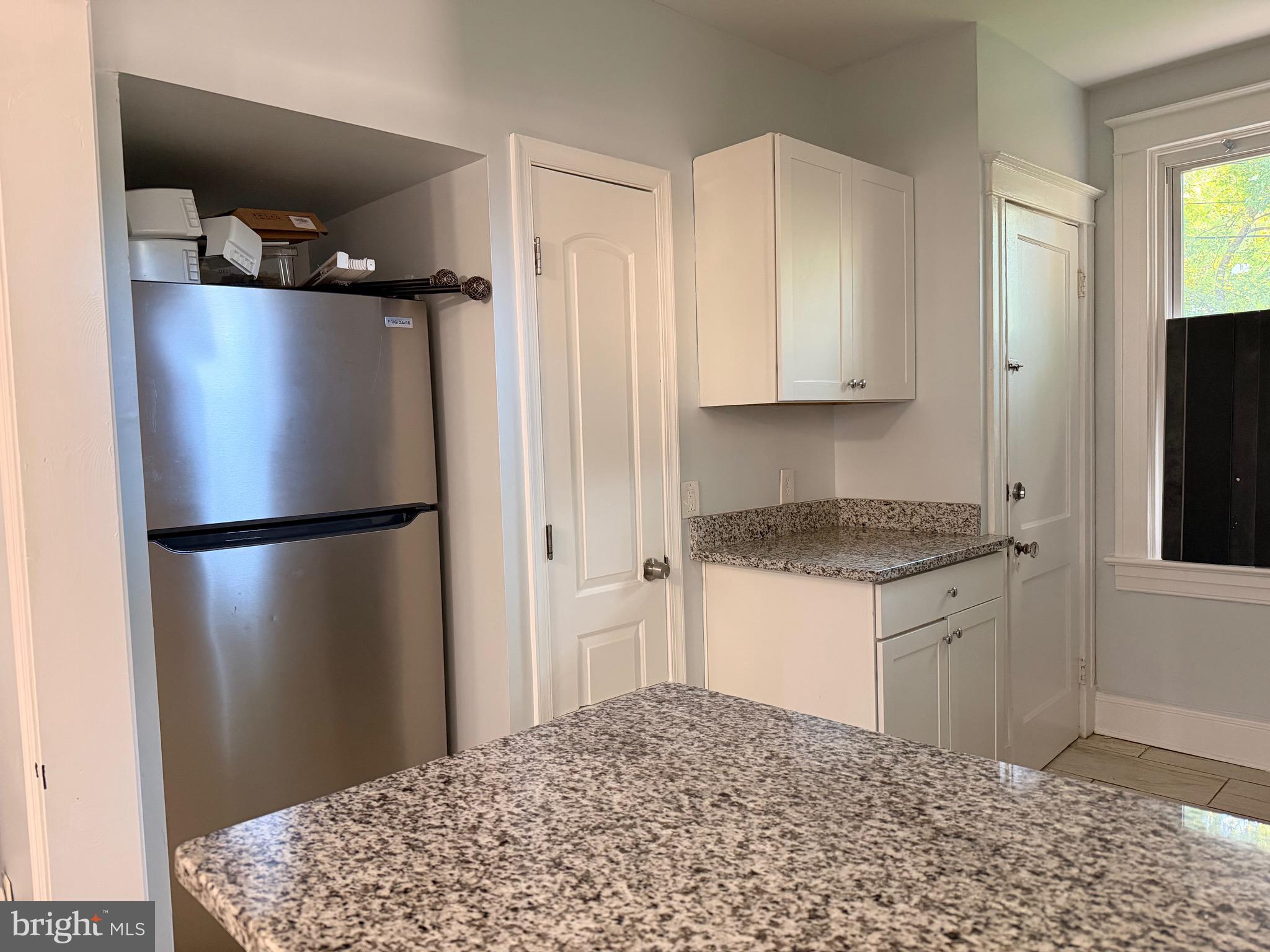 5318 Plainfield Avenue Baltimore, MD 21206 - Photo 4 of 15