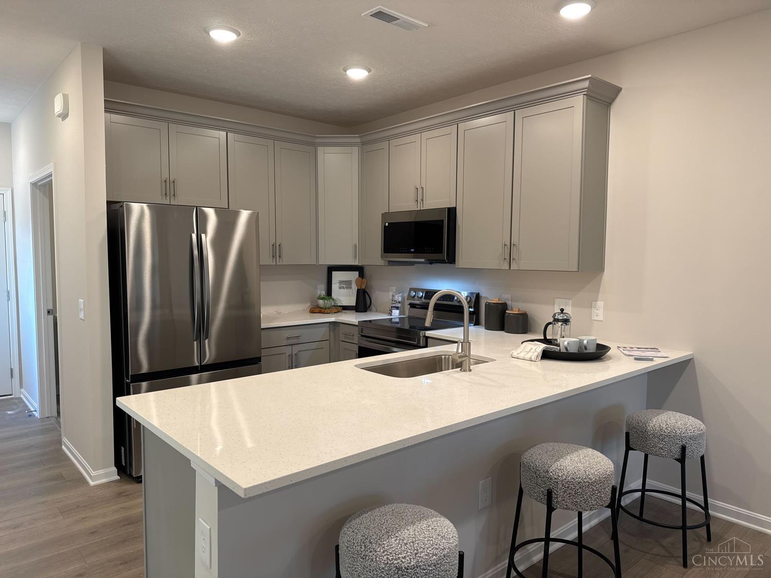 2448 Houston Road, Unit 20 Cincinnati, OH 45231 - Photo 3 of 13 Gallery Image 3