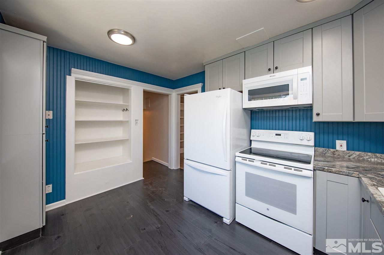 160 Bartlett Street Reno, NV 89512 - Photo 8 of 28 Photo 8