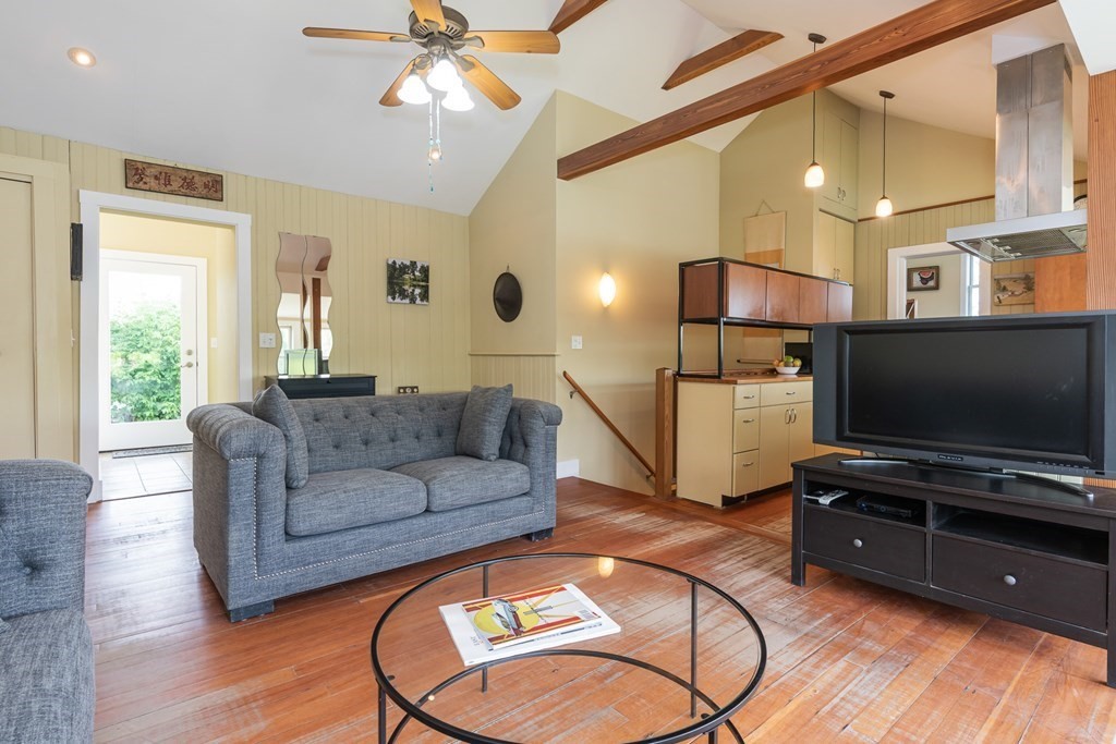 101 Honey Pot Road Hadley, MA 01035 - Photo 19 of 42 Gallery Image 19
