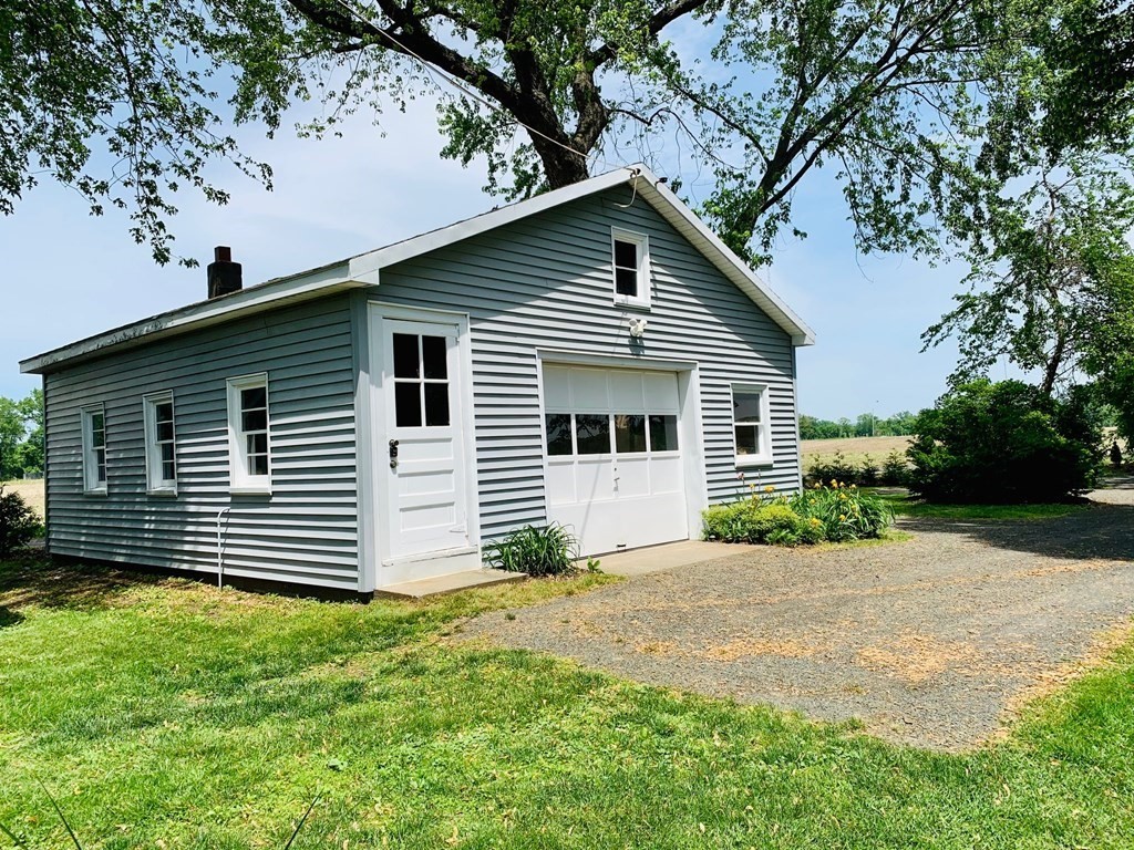 101 Honey Pot Road Hadley, MA 01035 - Photo 41 of 42 Gallery Image 41