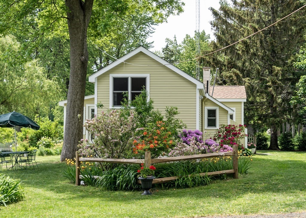 101 Honey Pot Road Hadley, MA 01035 - Photo 7 of 42 Gallery Image 7