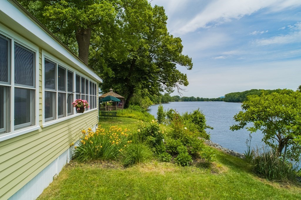 101 Honey Pot Road Hadley, MA 01035 - Photo 10 of 42 Gallery Image 10