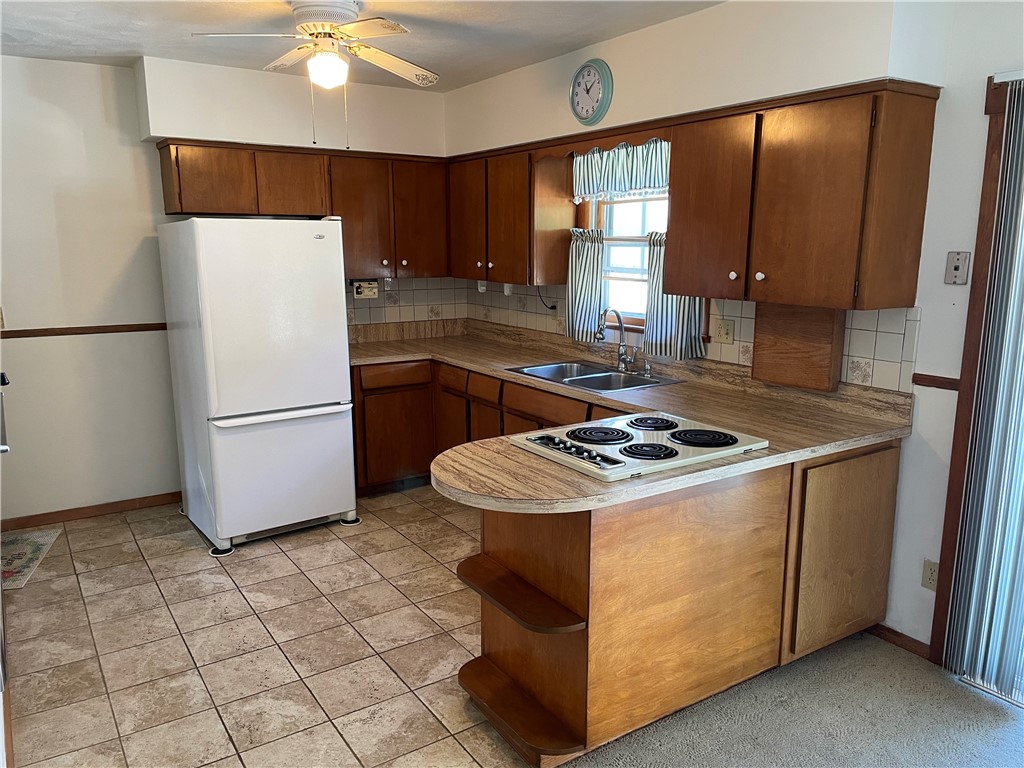 72 Chase Road Portsmouth, RI 02871 - Photo 4 of 20 Gallery Image 4