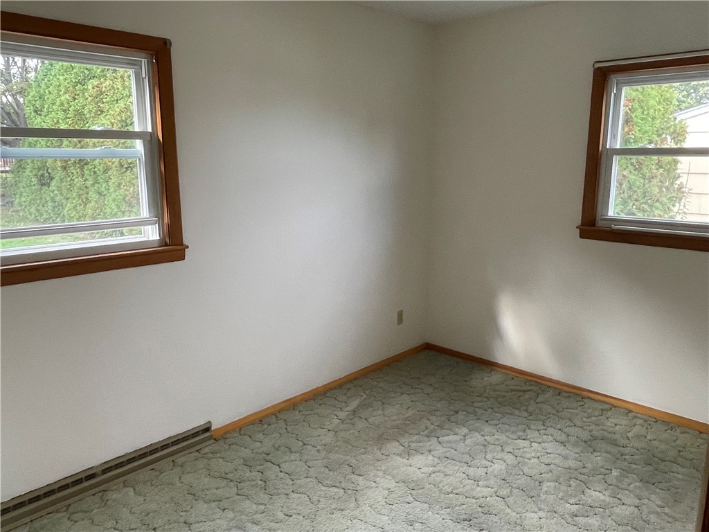 72 Chase Road Portsmouth, RI 02871 - Photo 9 of 20 Gallery Image 9