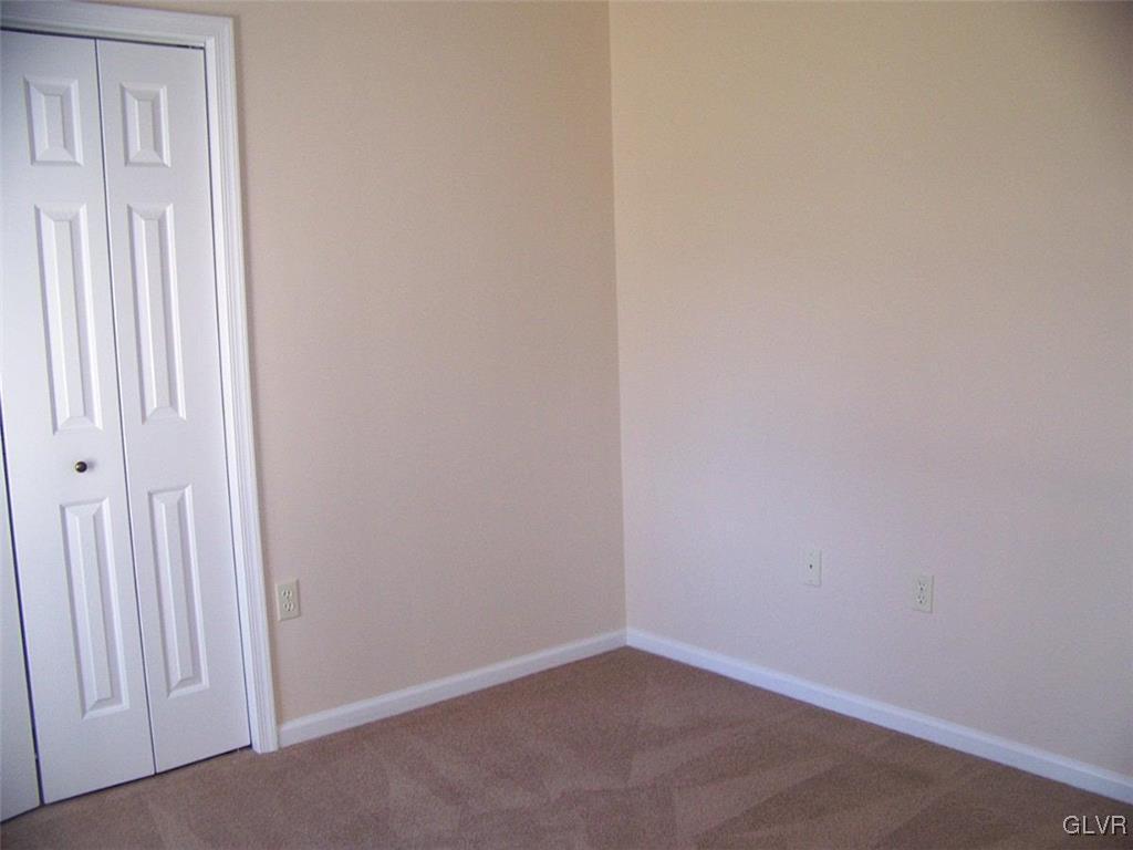 2730 Upstream Farm Road Easton, PA 18040 - Photo 8 of 13 Gallery Image 8