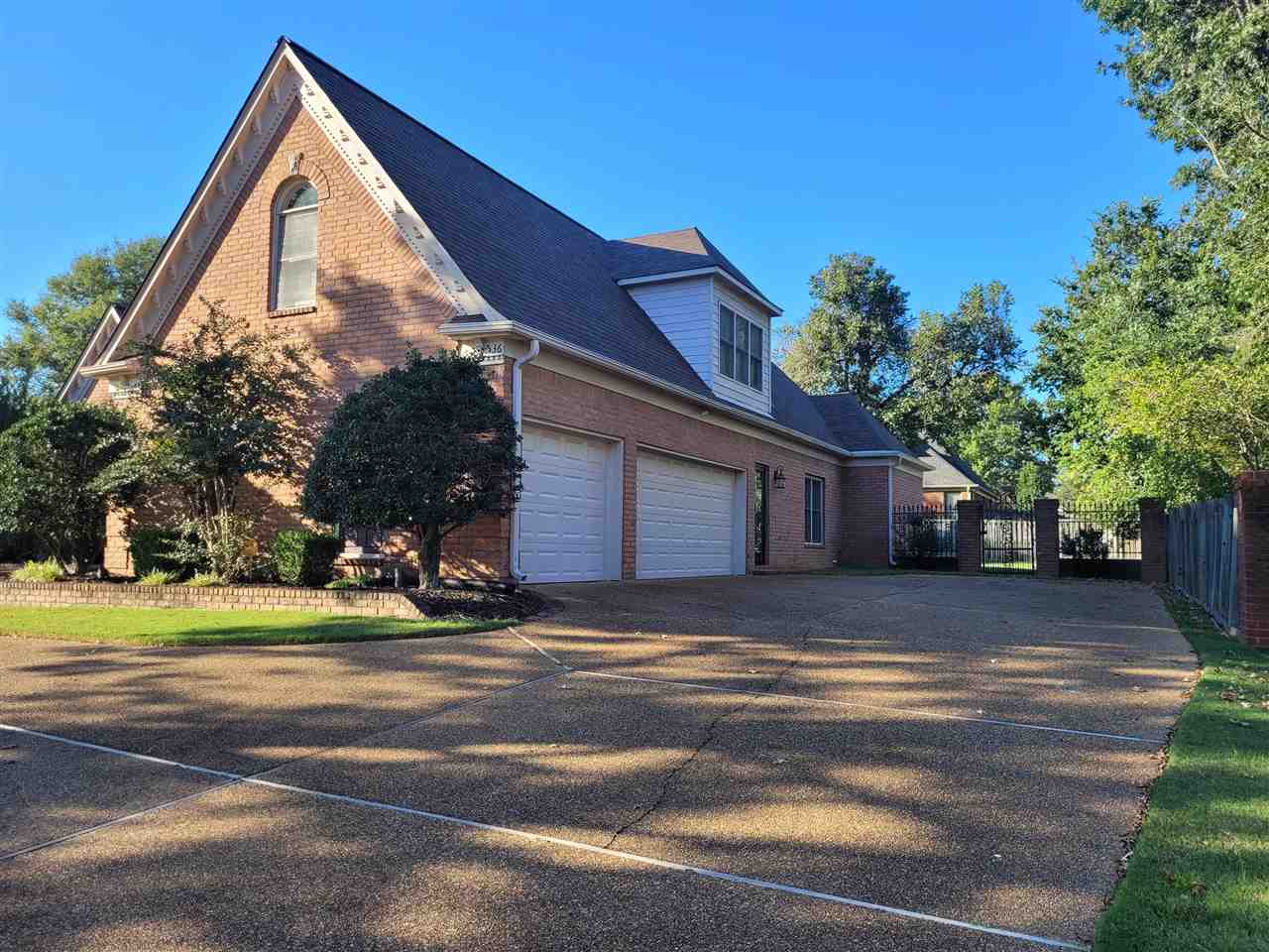 536 Estanaula Road Collierville, TN 38017 - Photo 3 of 25 a view of a house with a yard