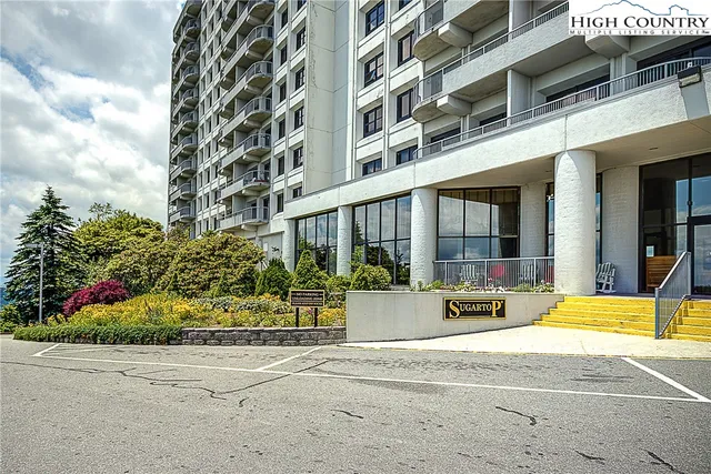 $234,000 | 303 Sugar Top Drive, Unit 2413, Sugar Mountain, NC 28604